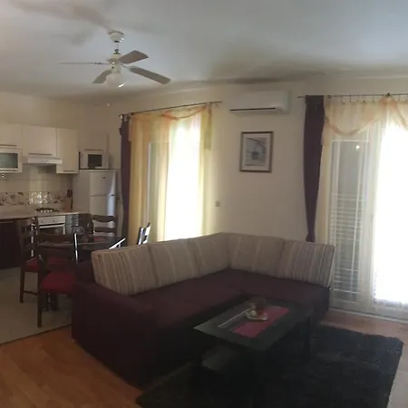 Kraljev Stanko Διαμέρισμα *