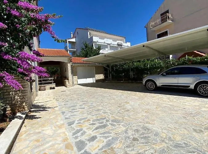 Kraljev Stanko 비오그라드나모루