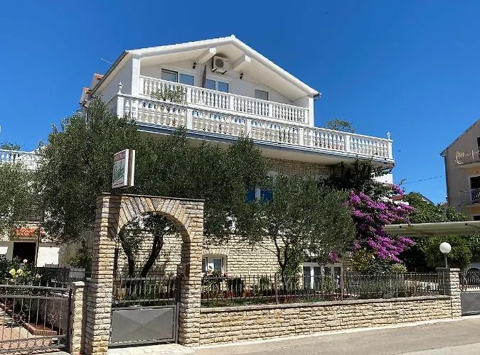 Kraljev Stanko 비오그라드나모루